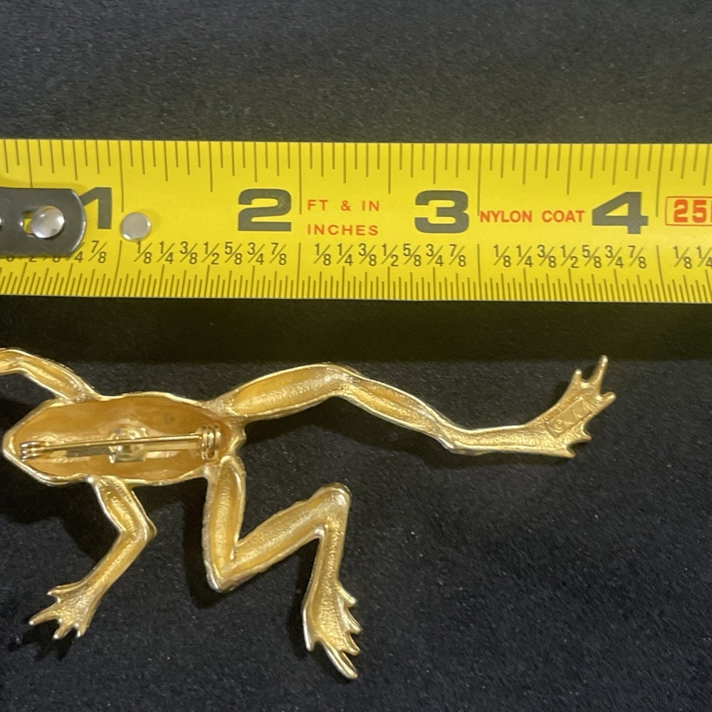 Large Vintage Gold Tone Frog Statement Brooch Signed J.J. Reptile Amphibian 4" - Picture 8 of 8